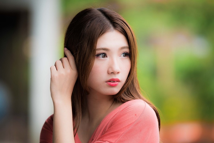 Brunette Girl Asian Lipstick Woman Depth Of Field Model Wallpaper Coolwallpapersme 5657