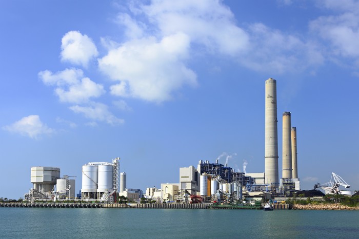 3000x1995 Building Sabarmati Thermal Power Plant Wallpaper 