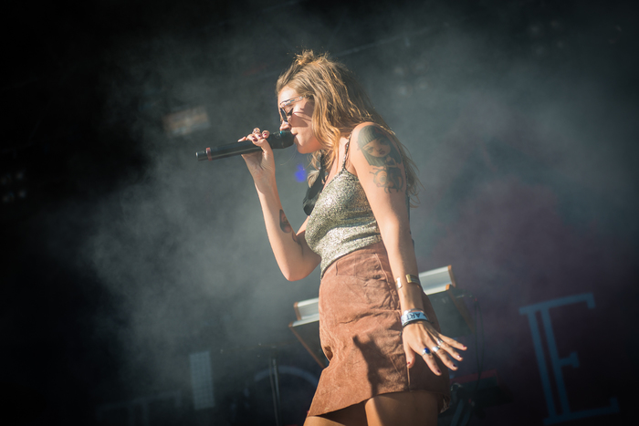1400x934 tove lo wallpaper - Coolwallpapers.me!