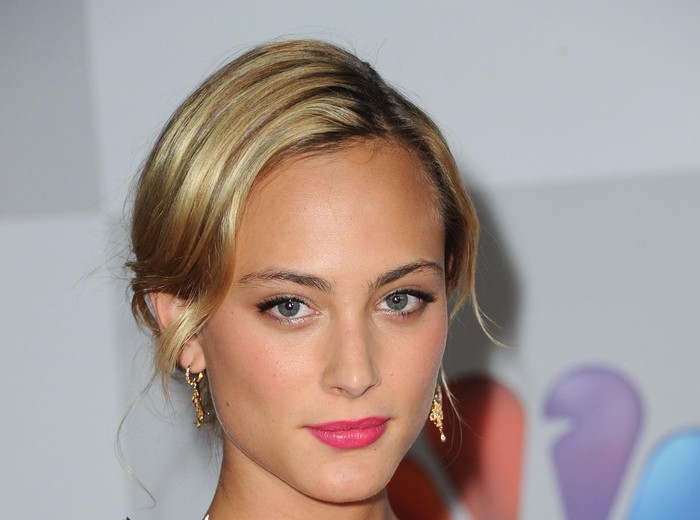 1907x1416 / 1907x1416 nora arnezeder desktop background